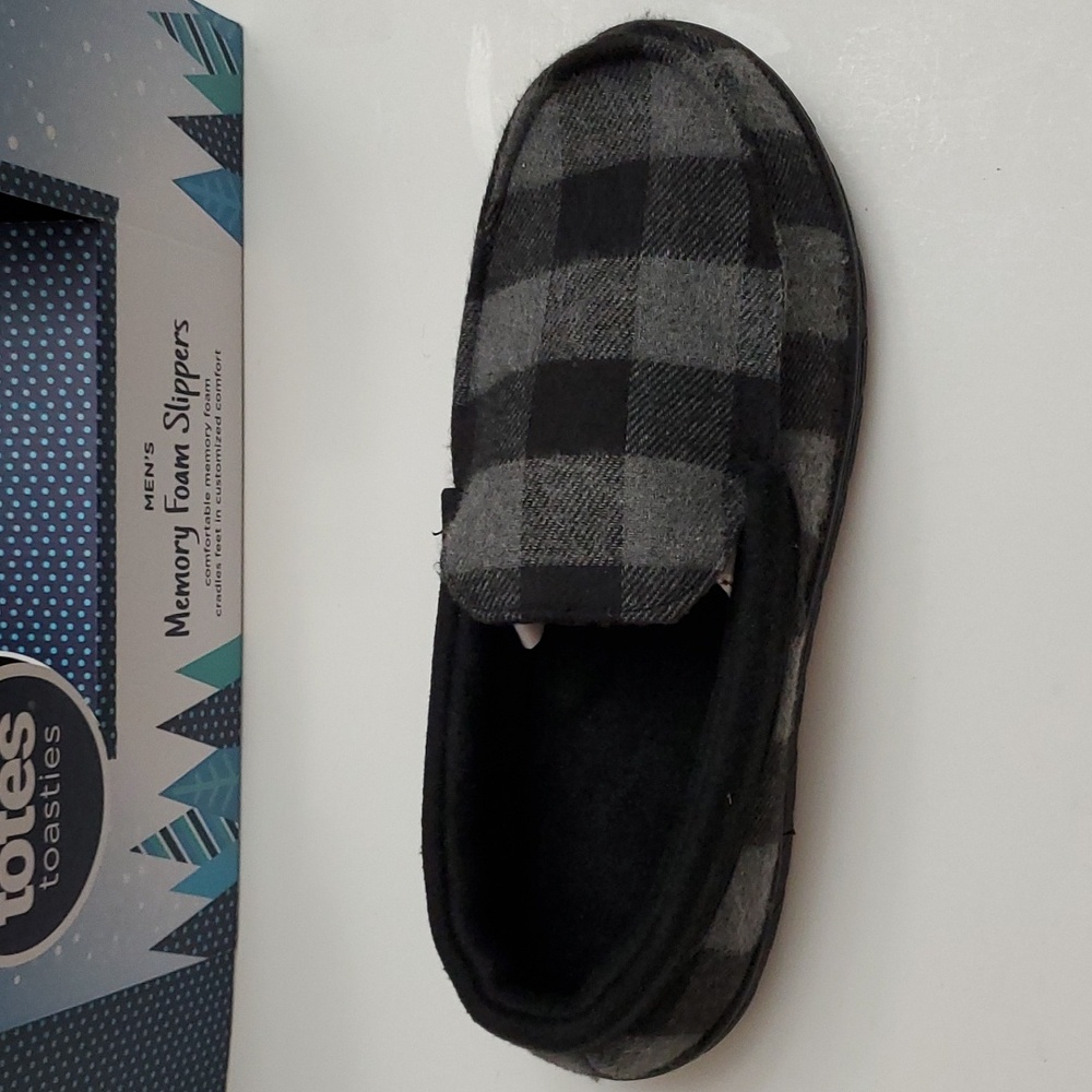 Totes Toasties Men's Memory Foam Slippers Sz.Xl (10/12)